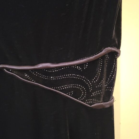 One shoulder velvet formal dress - Picture 4 of 7